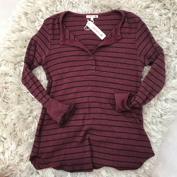 Sundry Tops - SUNDRY HENLEY